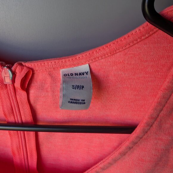 Old Navy pink/peach/coral tank dress with pockets and back zip - Picture 2 of 4